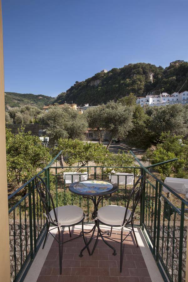 Bed and Breakfast Golfo Delle Sirene Sorrent Exterior foto